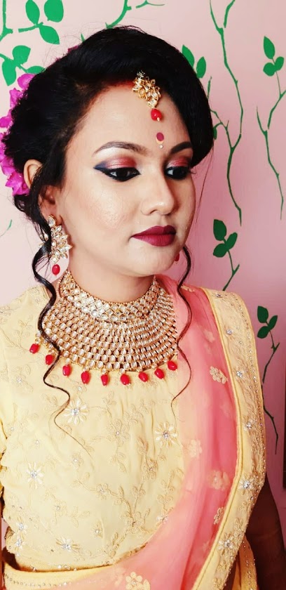 Titli Beauty Parlour & Bridal Makeup Artist | Professional Make-up Artist