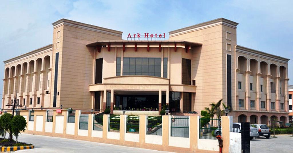 Ark Hotel Rudrapur