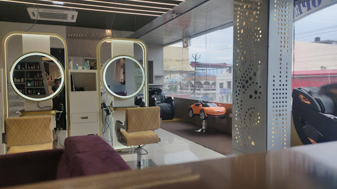 Cloud 9 Unisex Salon Rishikesh - Best Unisex Salon in Rishikesh