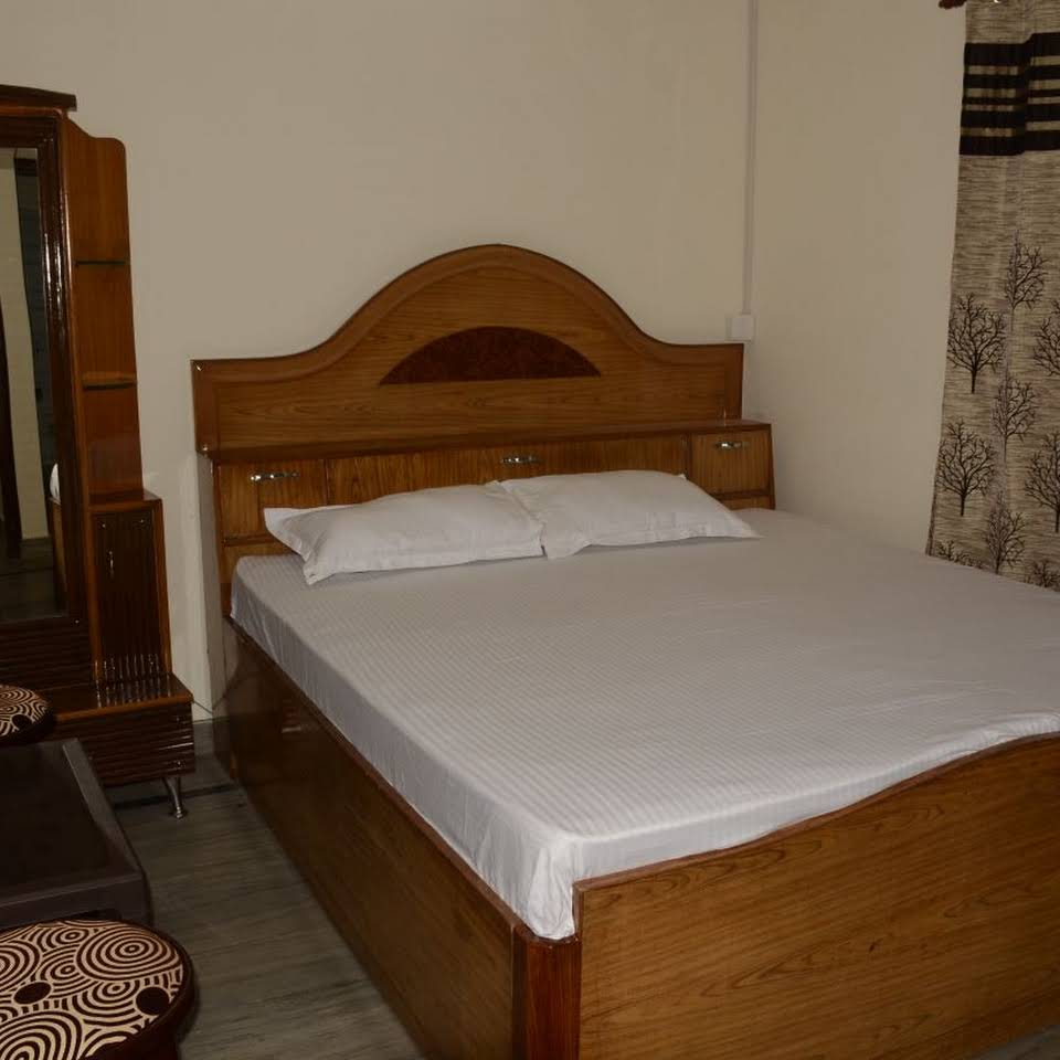 ssTanush Home Stay