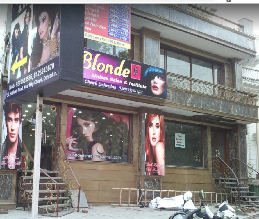 B Blonde unisex salon