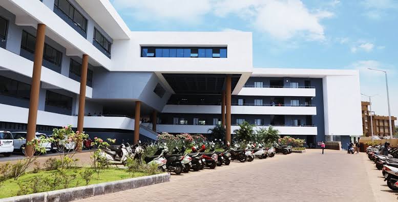 S. S. Dempo College of Commerce and Economics