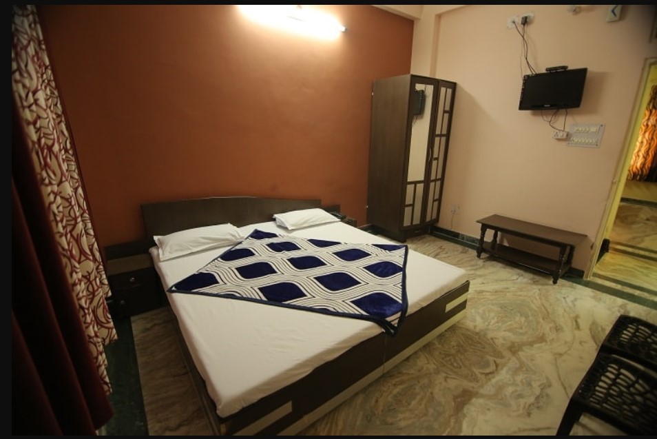 Hotel Madhu Sudan  Rishikesh
