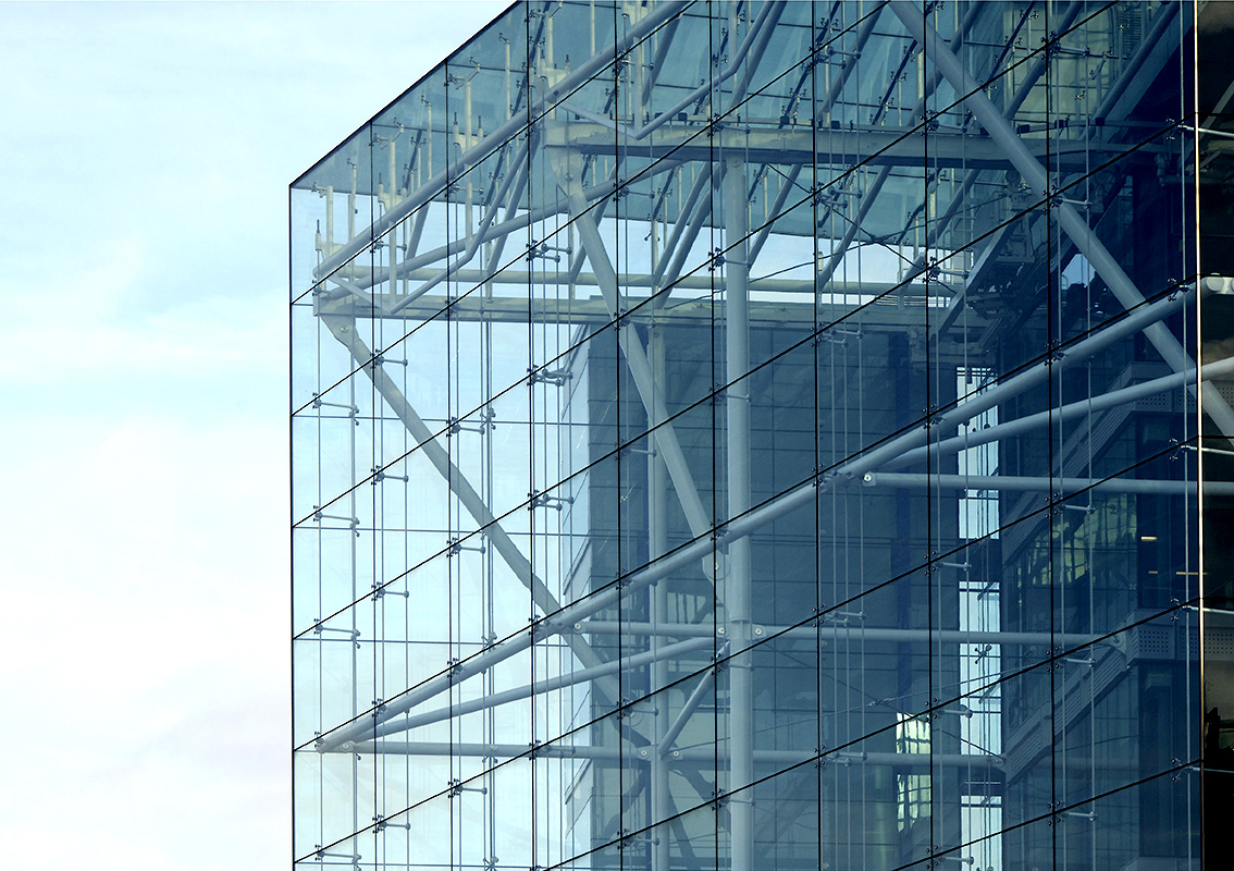 RNA Glass Cleaning Services in bangalore