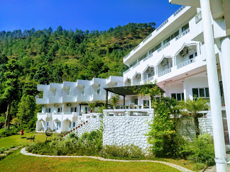 Monal Resort in Rudra Prayag