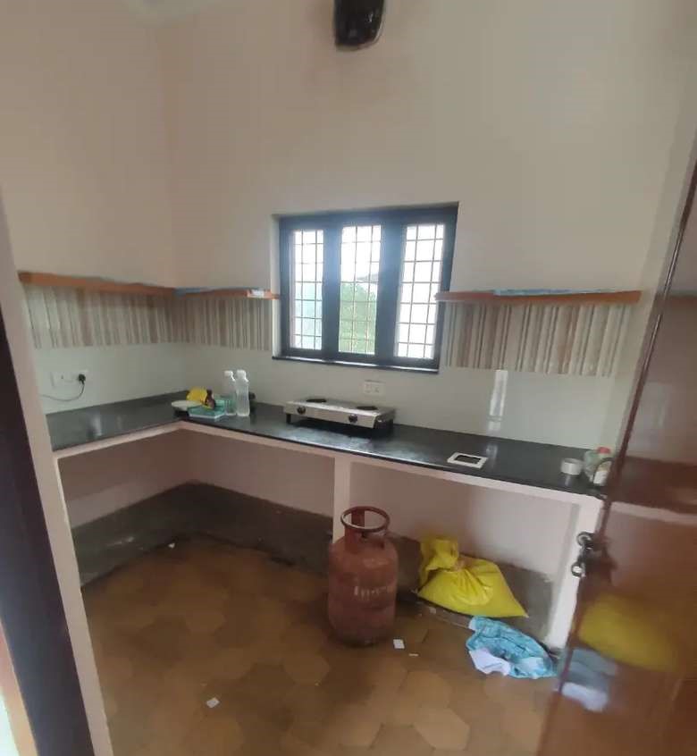 Double room set on rent in Dehradun