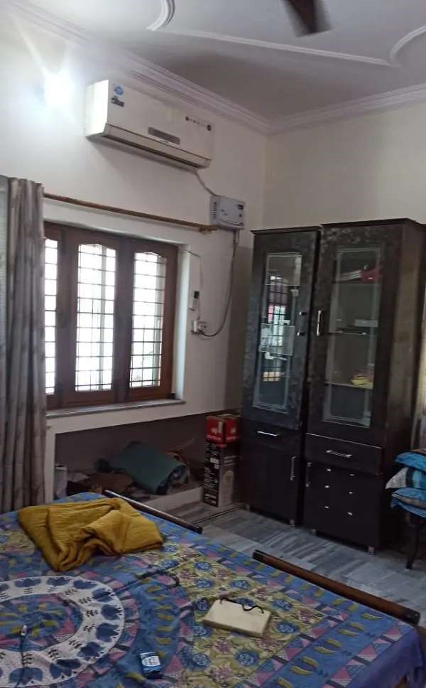 Double room set in dehradun